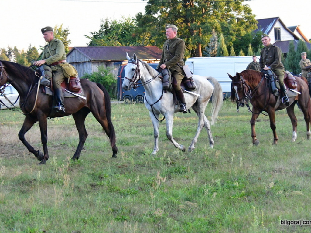 Trwa II rajd konny szlakiem bojowym 3 Pułku Ułanów Śląskich (FOTO)