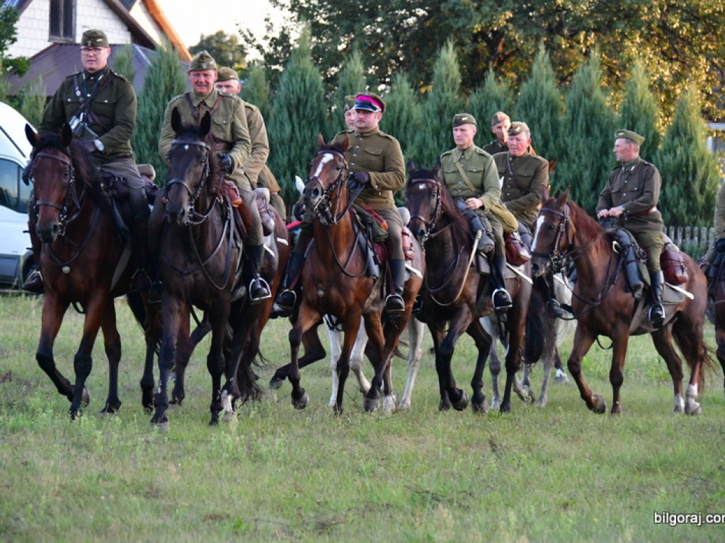 Trwa II rajd konny szlakiem bojowym 3 Pułku Ułanów Śląskich (FOTO)