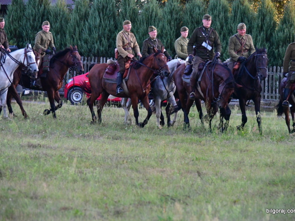 Trwa II rajd konny szlakiem bojowym 3 Pułku Ułanów Śląskich (FOTO)