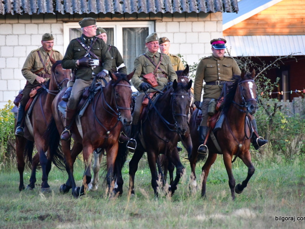 Trwa II rajd konny szlakiem bojowym 3 Pułku Ułanów Śląskich (FOTO)