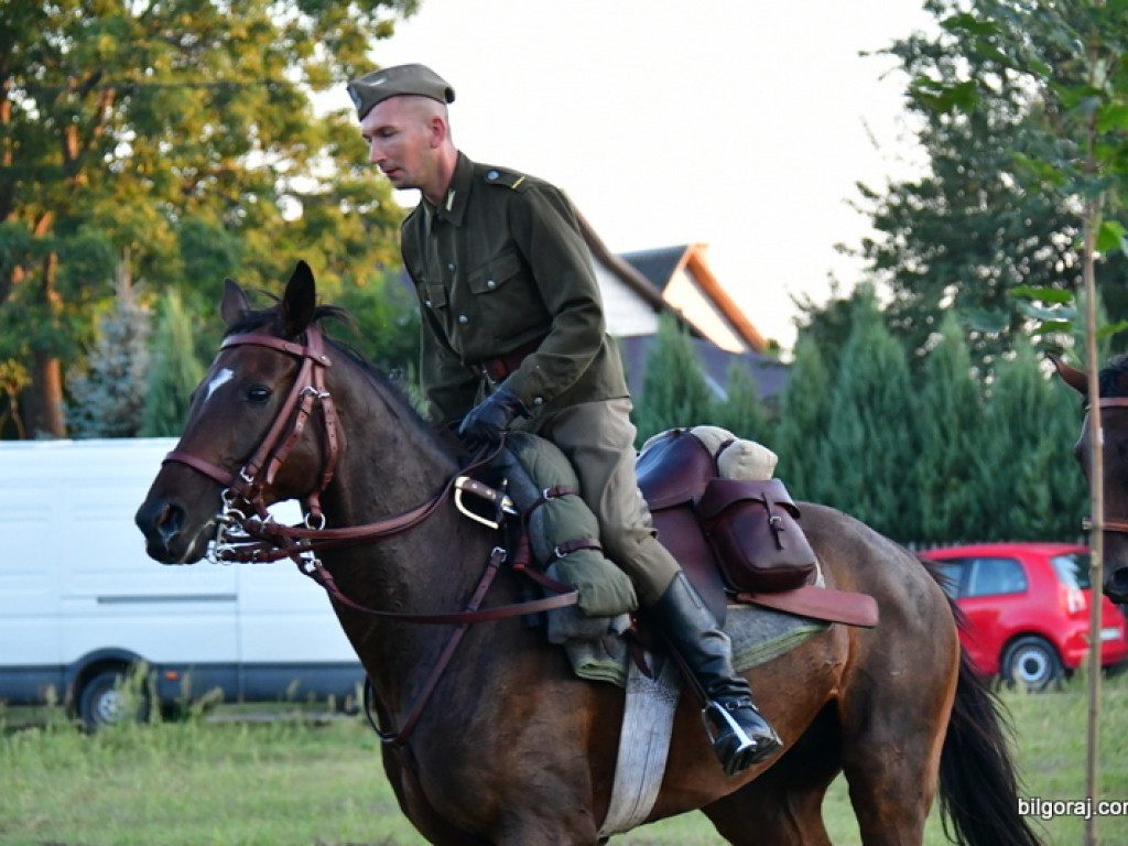 Trwa II rajd konny szlakiem bojowym 3 Pułku Ułanów Śląskich (FOTO)