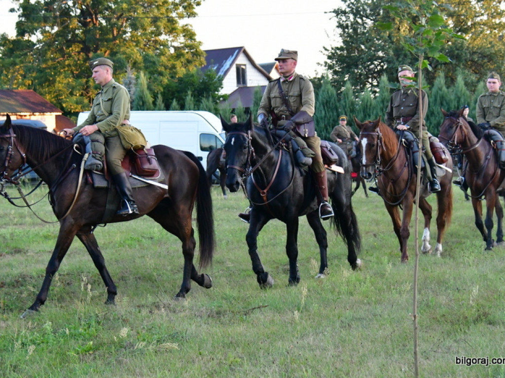 Trwa II rajd konny szlakiem bojowym 3 Pułku Ułanów Śląskich (FOTO)