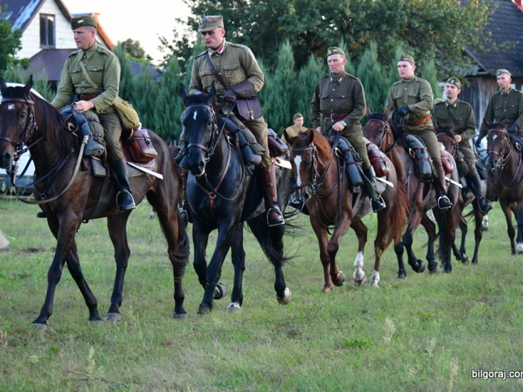 Trwa II rajd konny szlakiem bojowym 3 Pułku Ułanów Śląskich (FOTO)