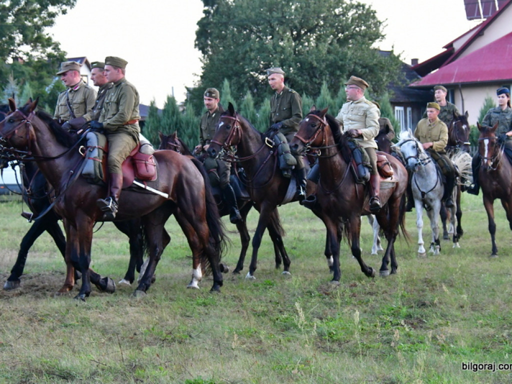 Trwa II rajd konny szlakiem bojowym 3 Pułku Ułanów Śląskich (FOTO)