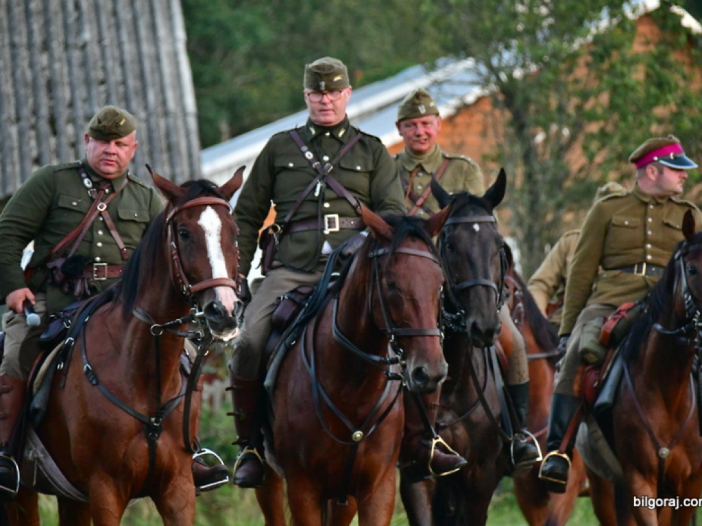 Trwa II rajd konny szlakiem bojowym 3 Pułku Ułanów Śląskich (FOTO)