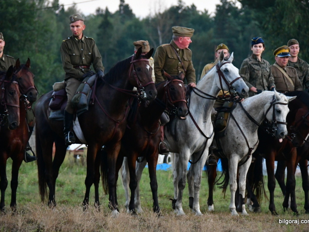Trwa II rajd konny szlakiem bojowym 3 Pułku Ułanów Śląskich (FOTO)
