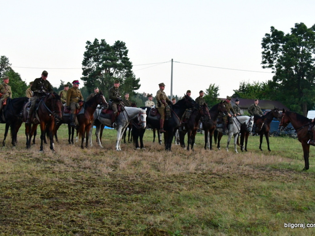 Trwa II rajd konny szlakiem bojowym 3 Pułku Ułanów Śląskich (FOTO)