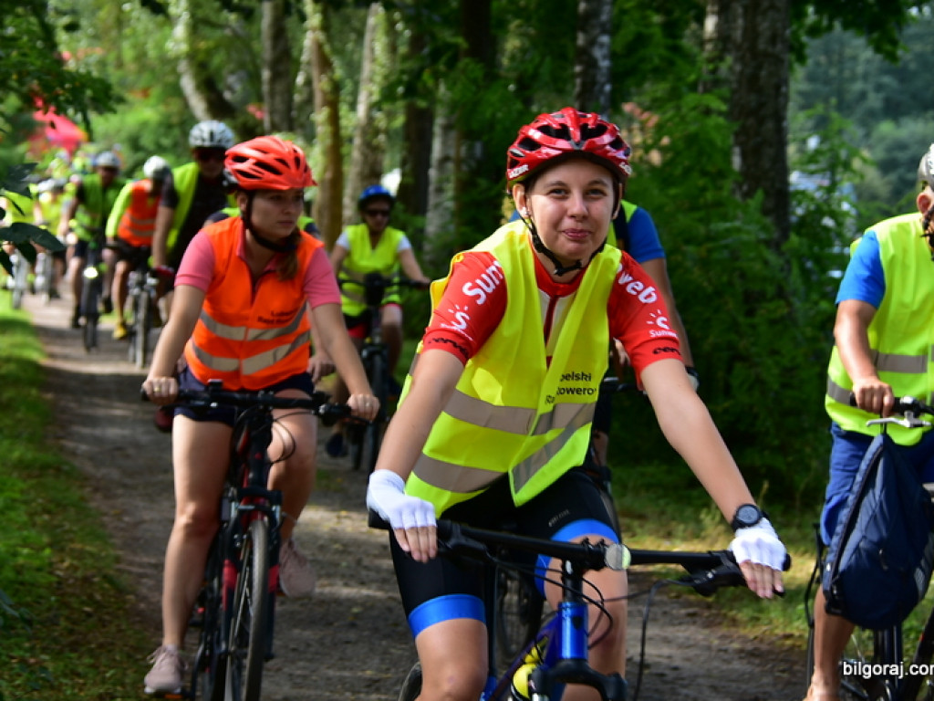 VI Lubelski Rajd Rowerowy na trasach powiatu biłgorajskiego (FOTO)