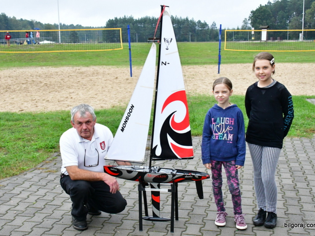 Zawody modeli pływających (FOTO)