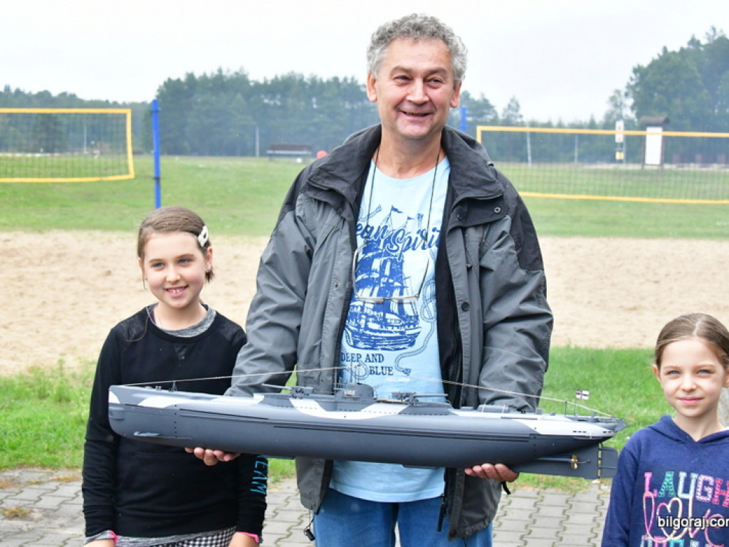 Zawody modeli pływających (FOTO)