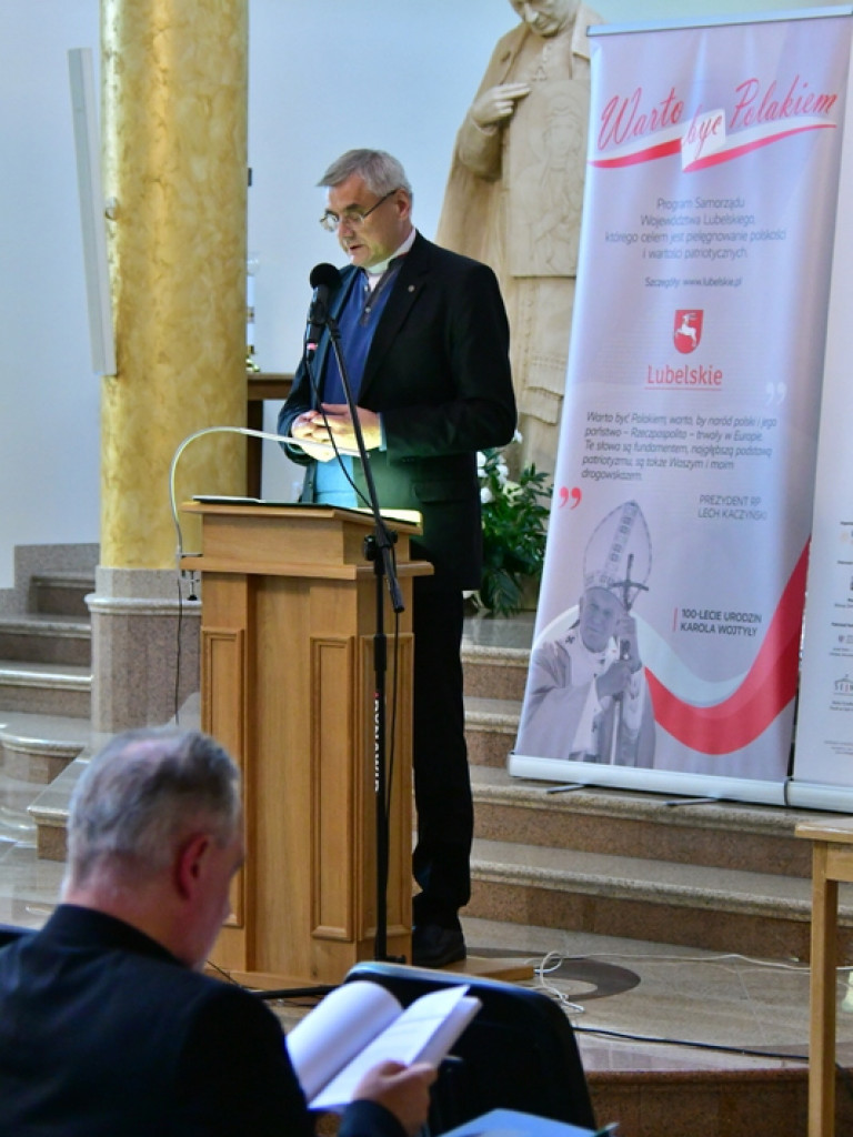 Konferencja „Dziedzictwo Kardynała Stefana Wyszyńskiego” (FOTO)