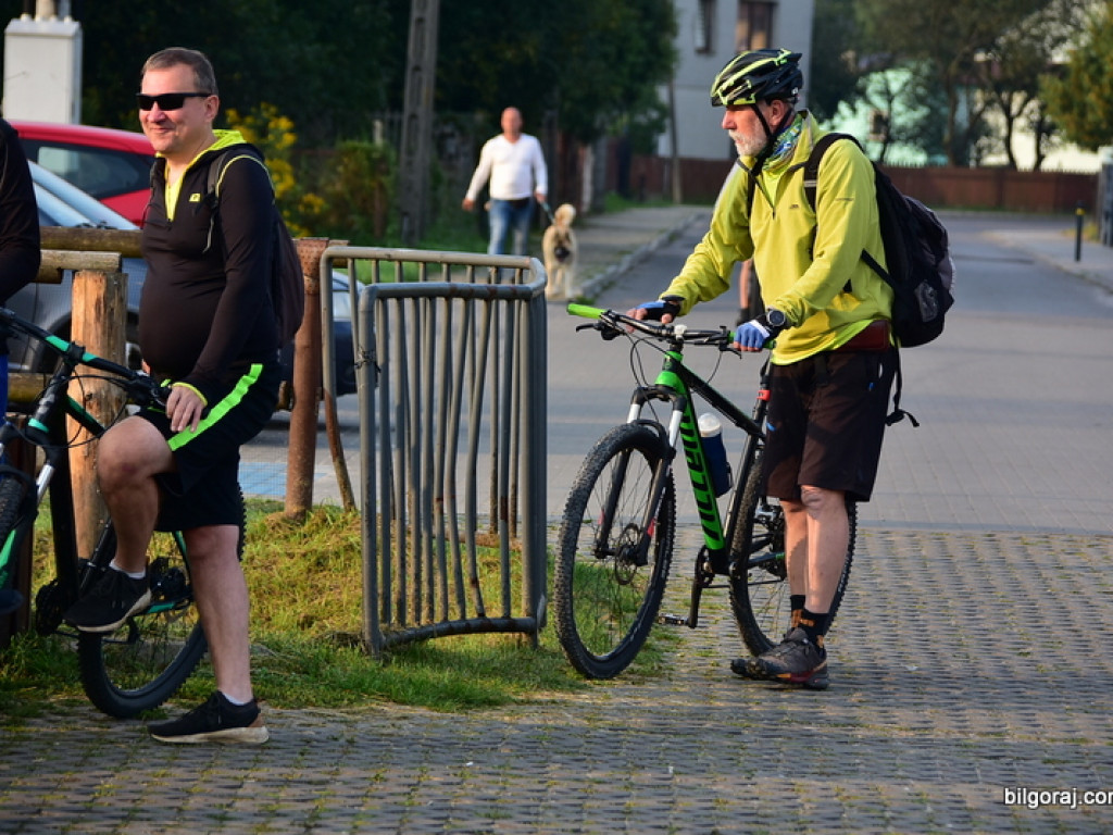 Kilkuset rowerzystów na szlaku 