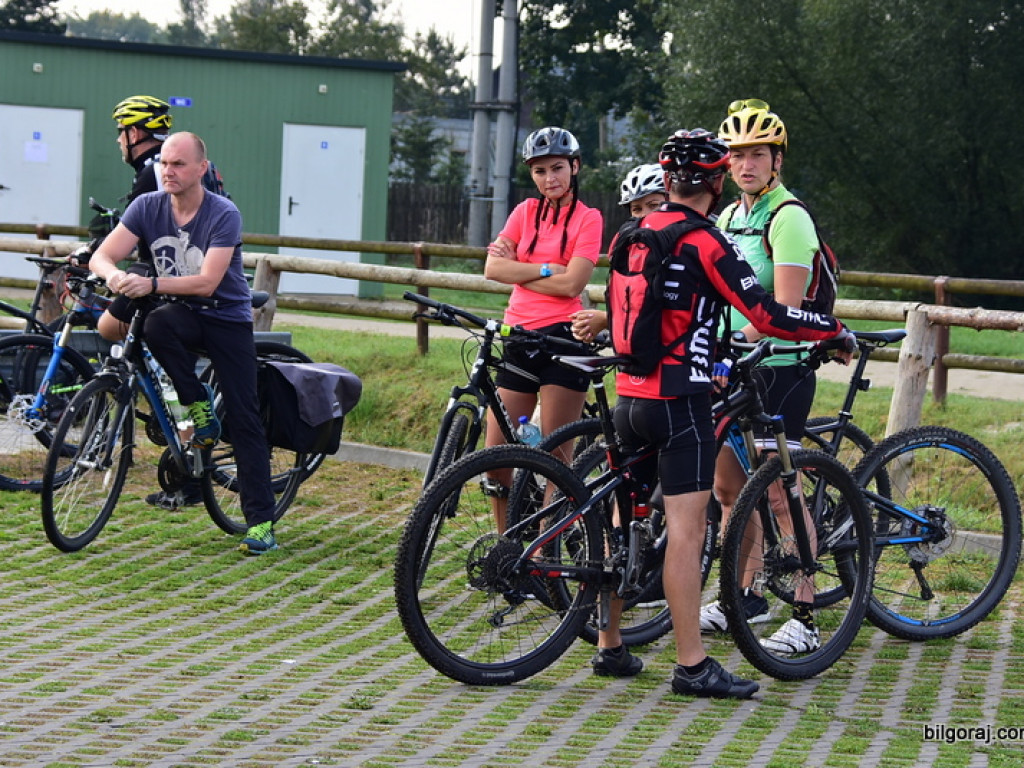 Kilkuset rowerzystów na szlaku 