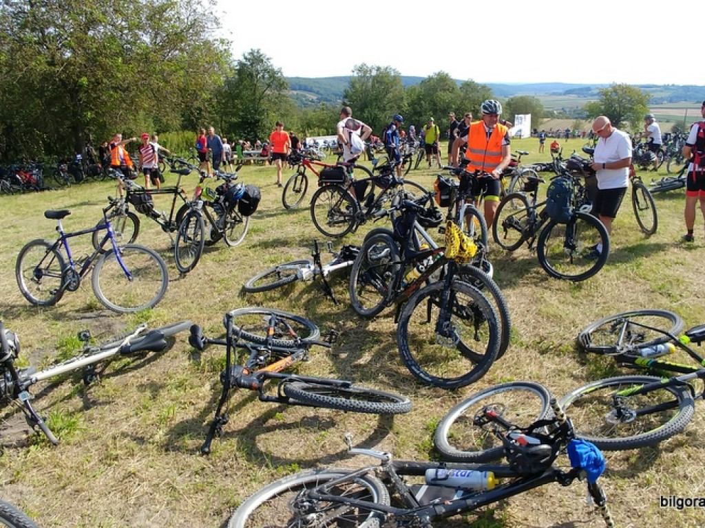 Kilkuset rowerzystów na szlaku 