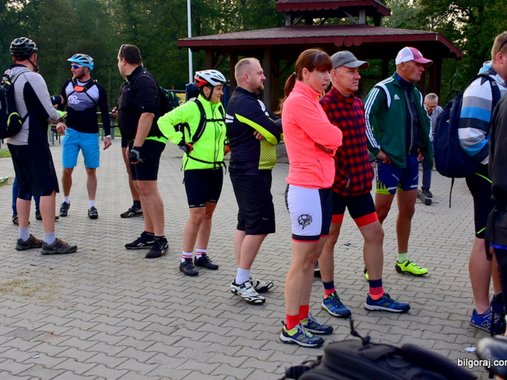 Kilkuset rowerzystów na szlaku 