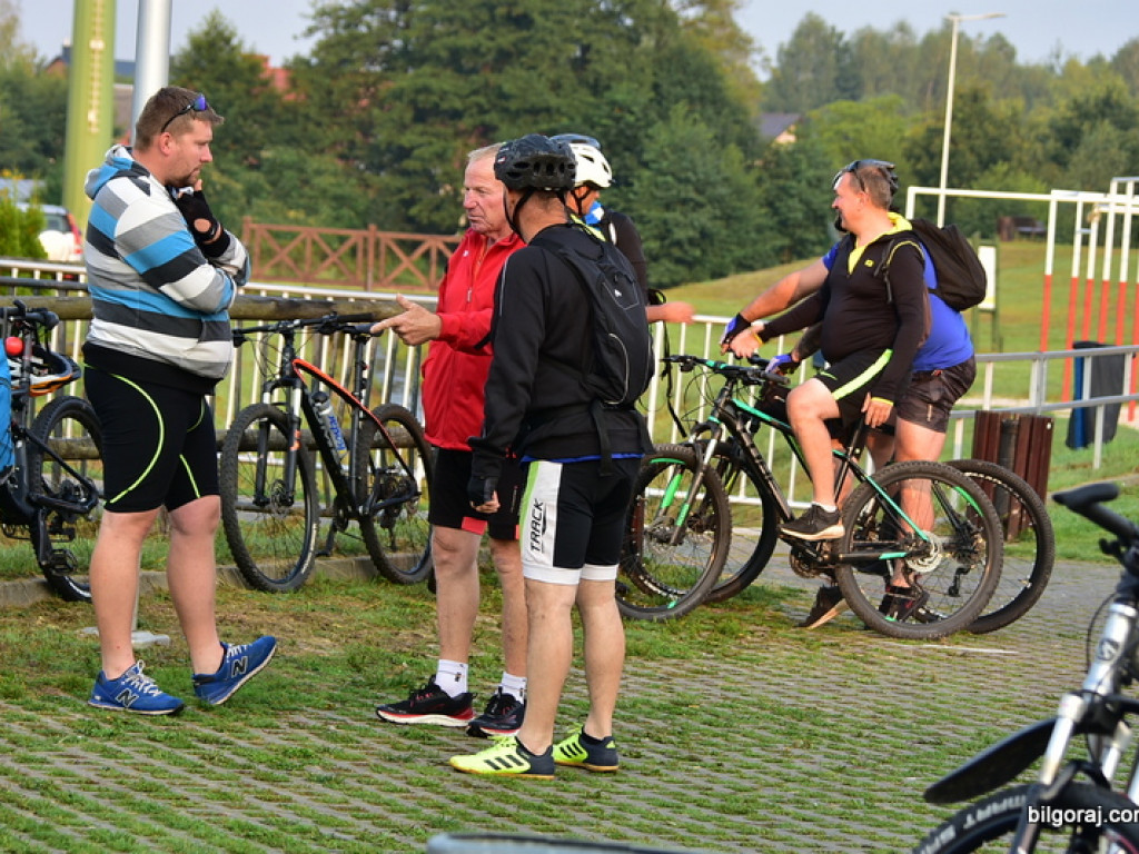 Kilkuset rowerzystów na szlaku 