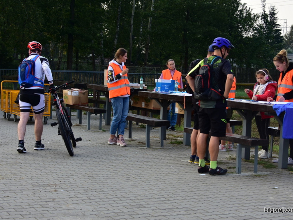 Kilkuset rowerzystów na szlaku 