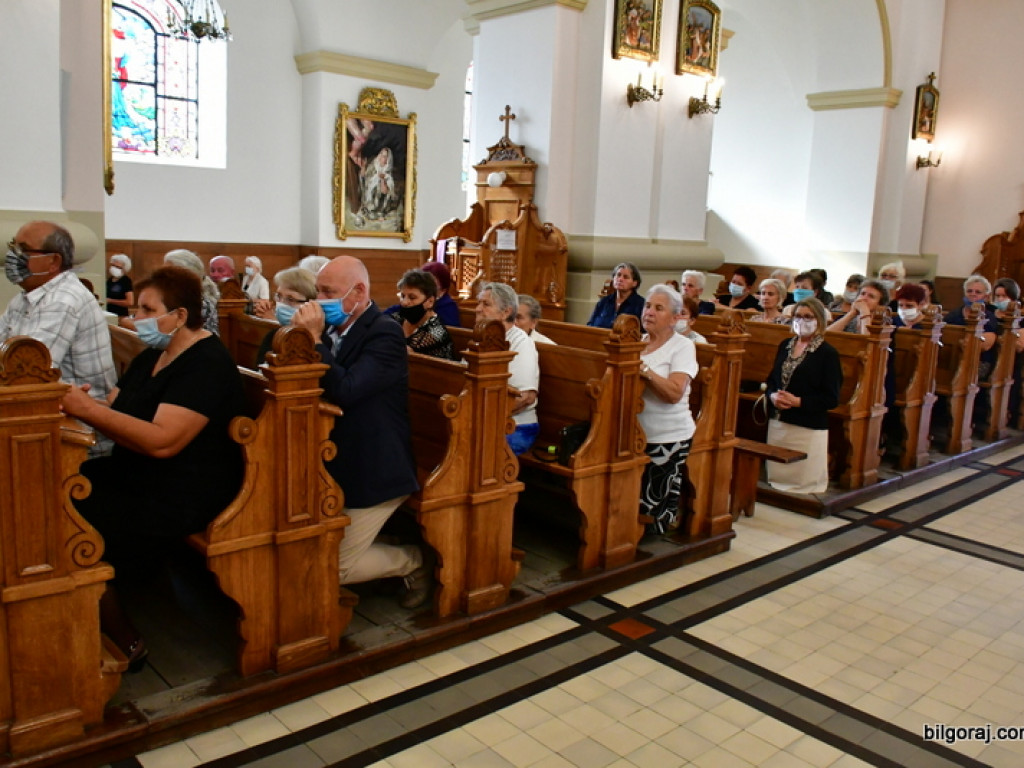 Msza święta żałobna za księdza Romana Kulczyckiego (FOTO)