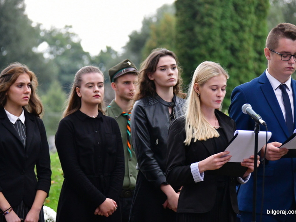 Powiat biłgorajski uczcił ofiary sowieckiej agresji na Polskę (FOTO, VIDEO)