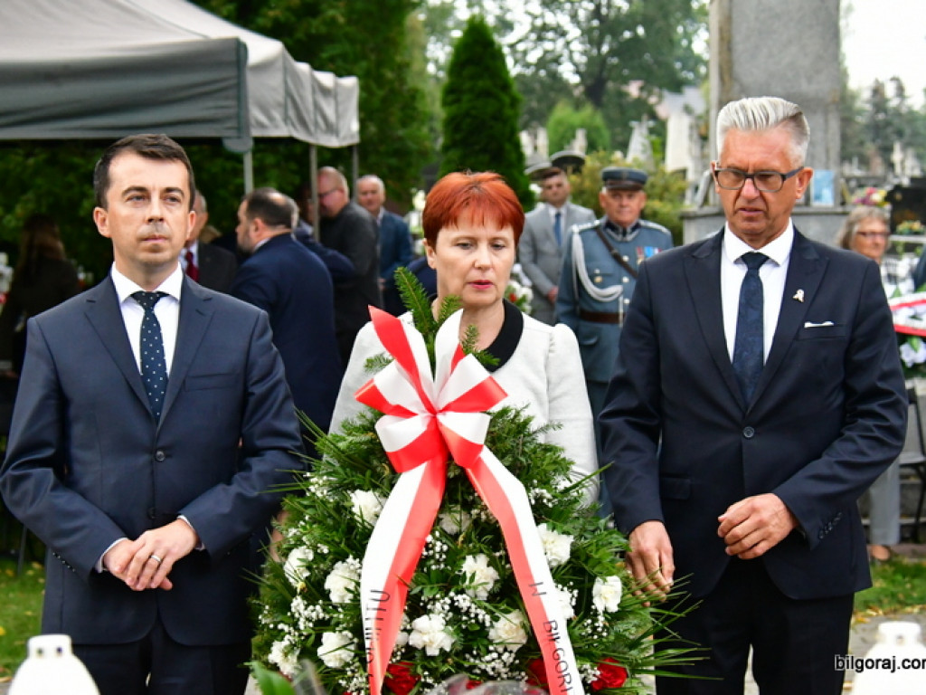 Powiat biłgorajski uczcił ofiary sowieckiej agresji na Polskę (FOTO, VIDEO)