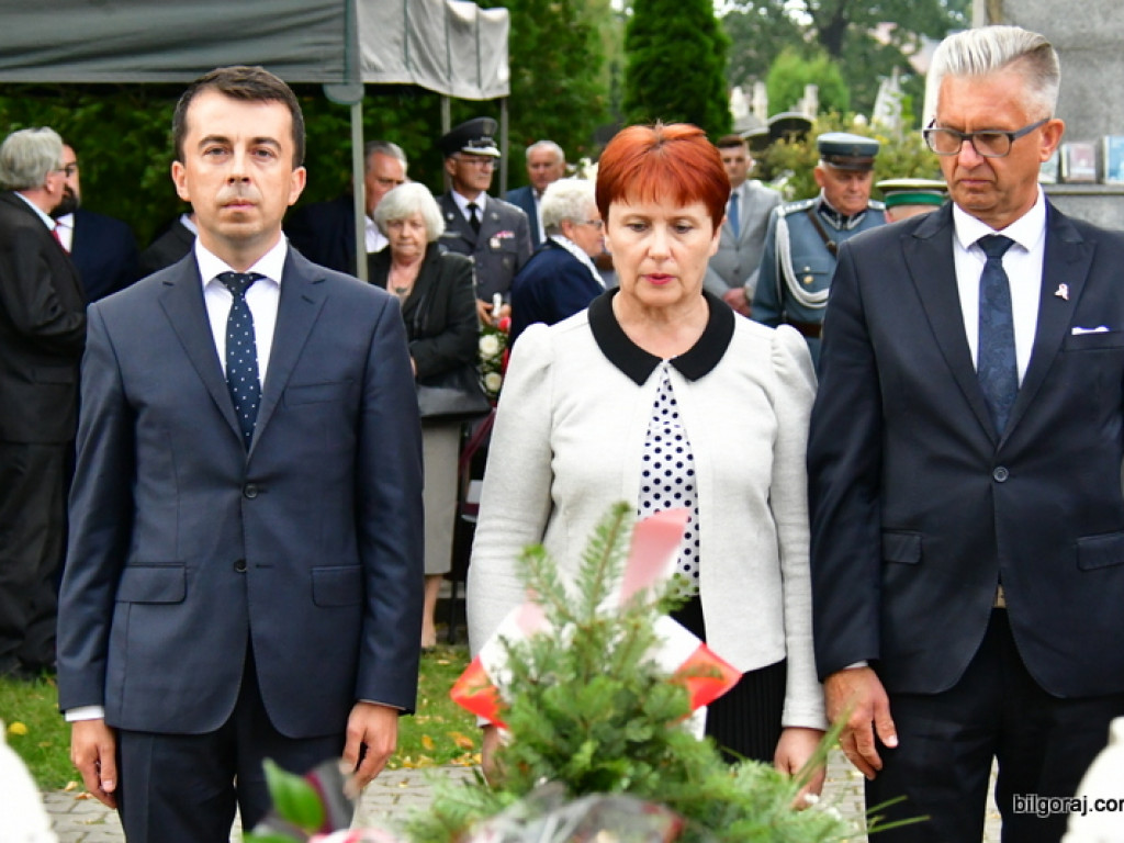 Powiat biłgorajski uczcił ofiary sowieckiej agresji na Polskę (FOTO, VIDEO)
