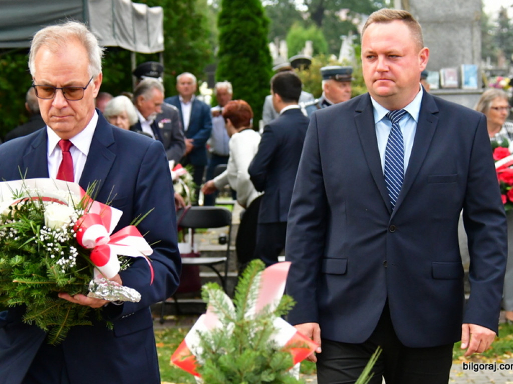 Powiat biłgorajski uczcił ofiary sowieckiej agresji na Polskę (FOTO, VIDEO)