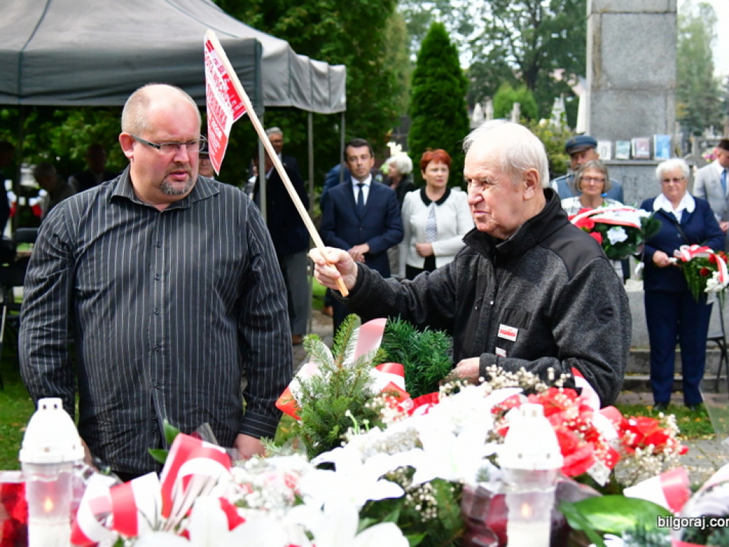 Powiat biłgorajski uczcił ofiary sowieckiej agresji na Polskę (FOTO, VIDEO)