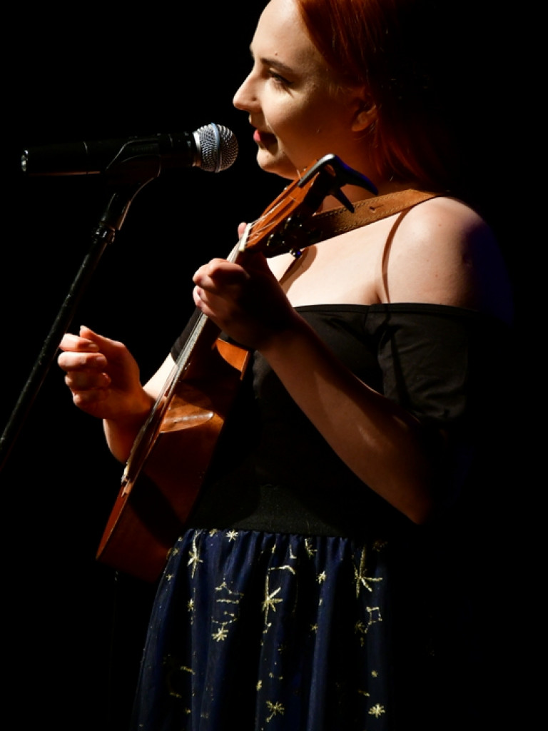 Poezja śpiewana w BCK. Drugi dzień Spotkań to koncert konkursowy i występy przyjaciół (FOTO)