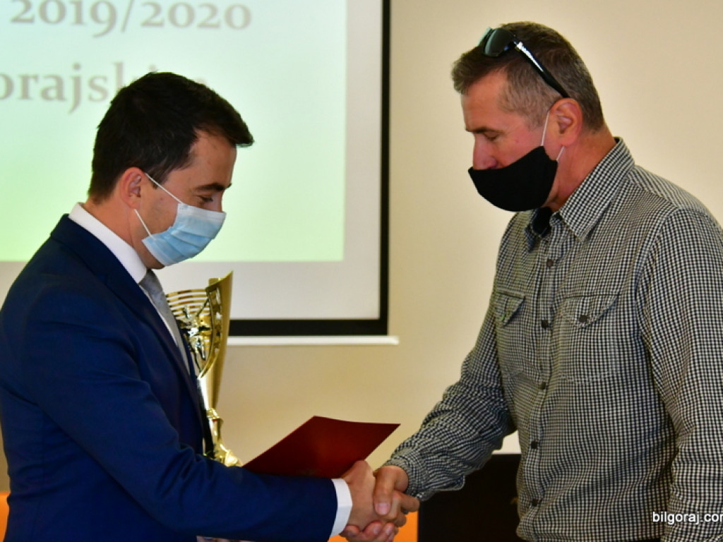 Sportowe, powiatowe podsumowanie roku szkolnego 2019/2020 (FOTO, WYNIKI)