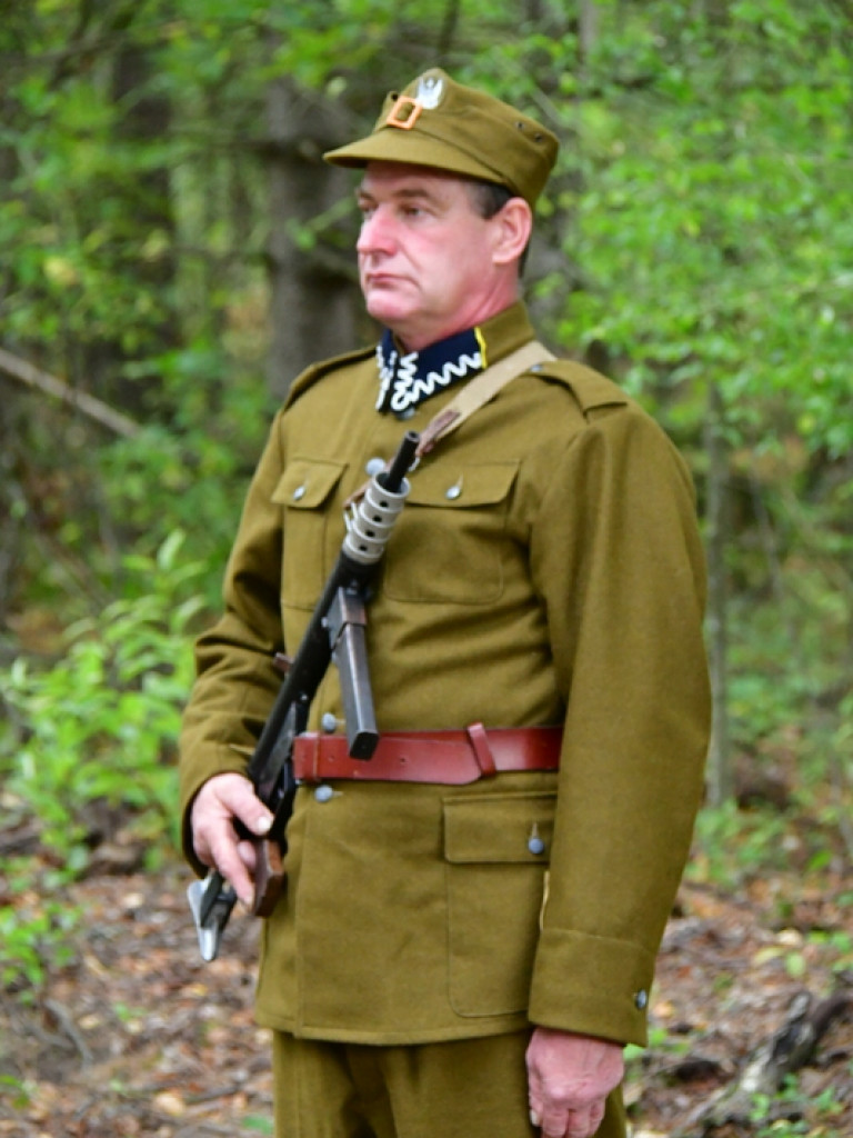 Kamień upamiętnił ważne dla partyzantów miejsce (FOTO)