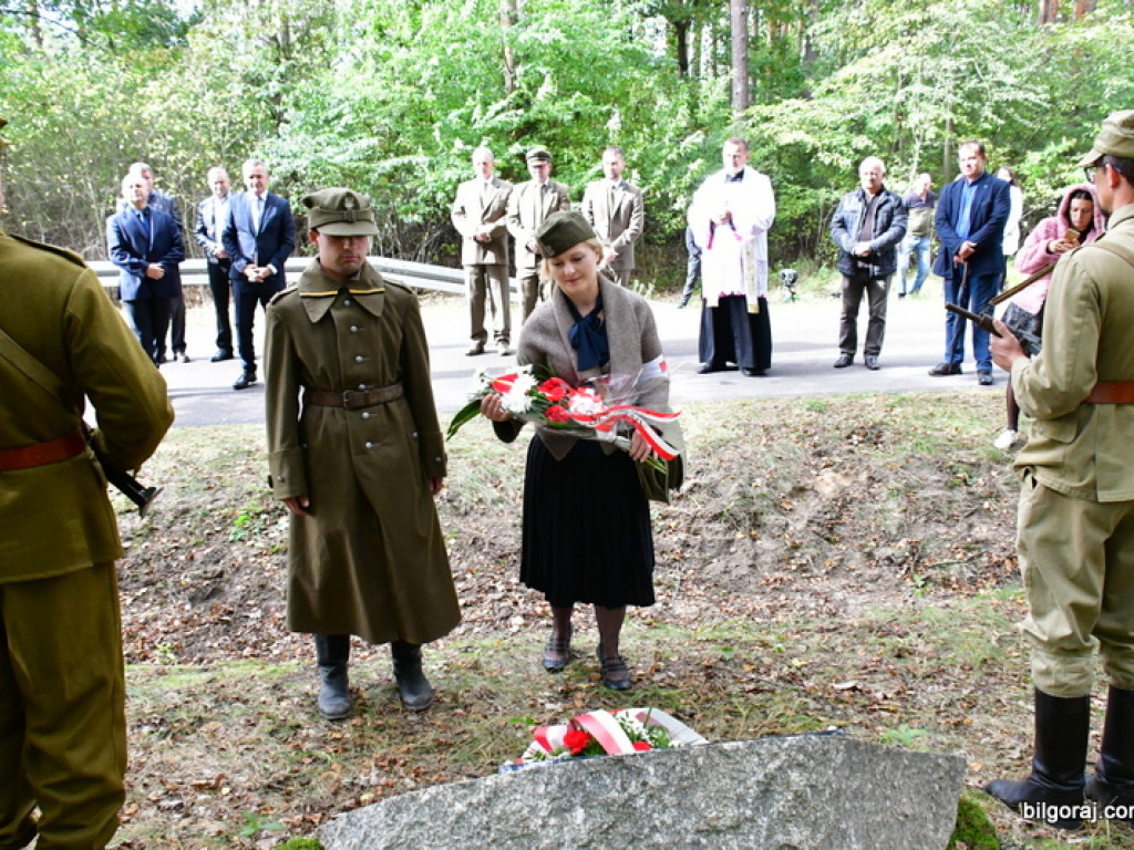 Kamień upamiętnił ważne dla partyzantów miejsce (FOTO)