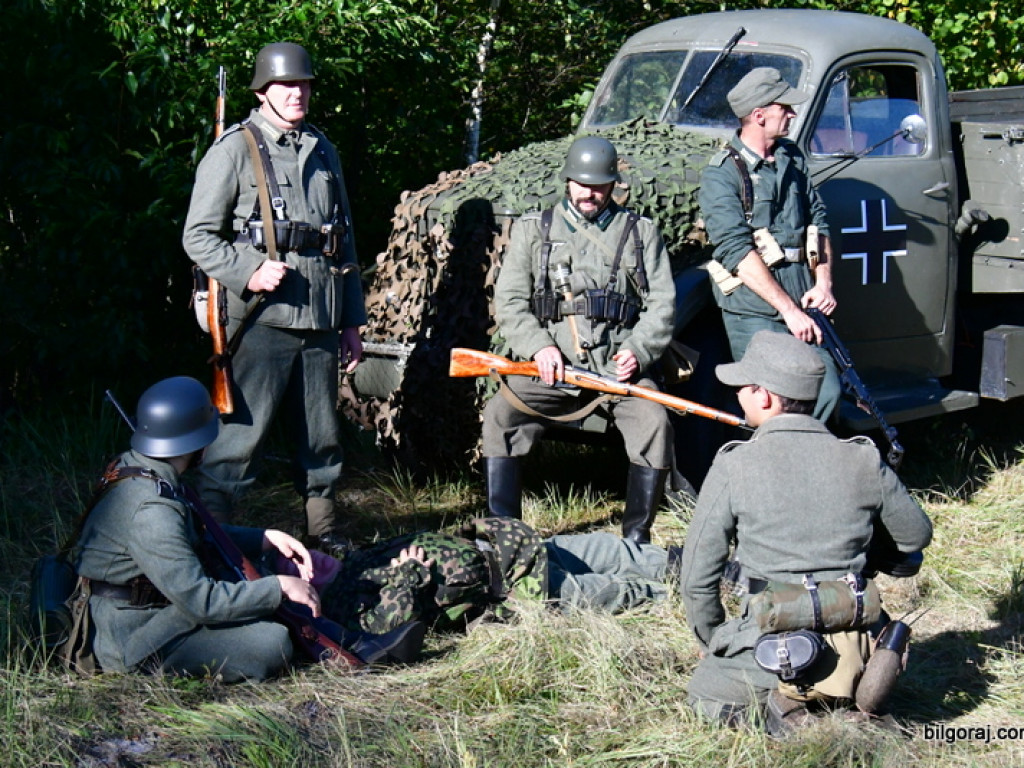 Widowisko w Brodziakach przypomniało historię z czasów II wojny światowej (FOTO)
