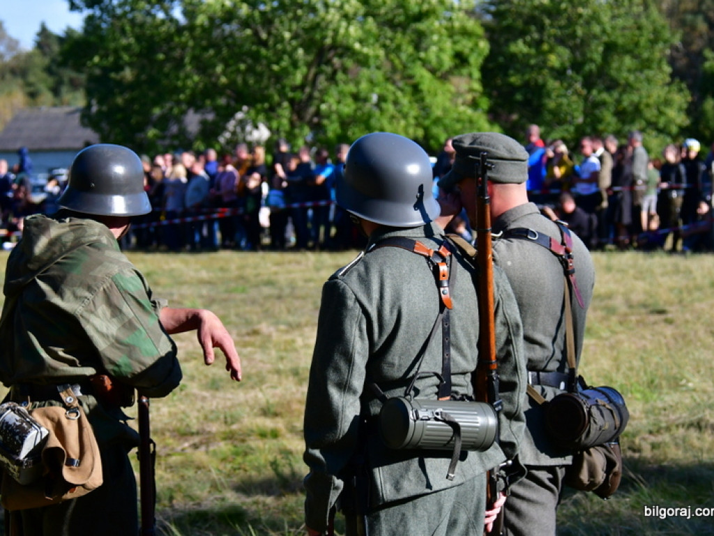 Widowisko w Brodziakach przypomniało historię z czasów II wojny światowej (FOTO)