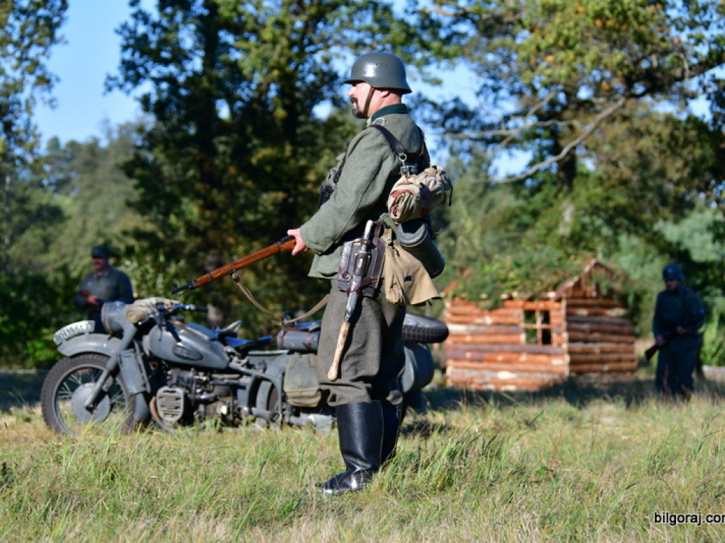 Widowisko w Brodziakach przypomniało historię z czasów II wojny światowej (FOTO)