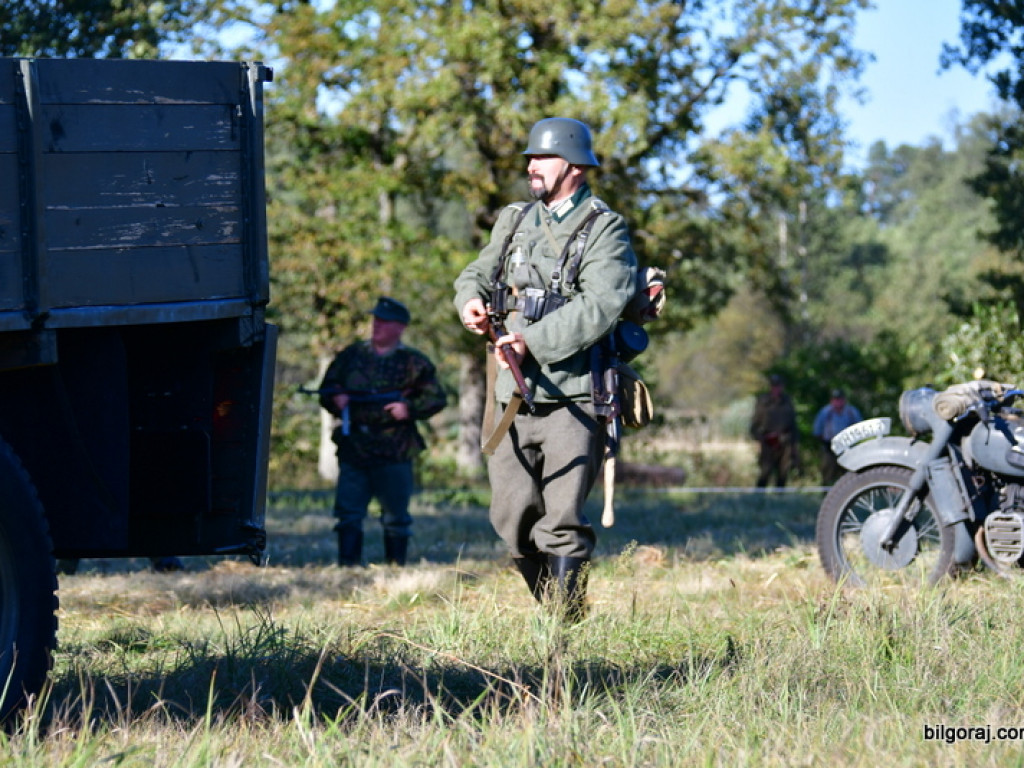 Widowisko w Brodziakach przypomniało historię z czasów II wojny światowej (FOTO)