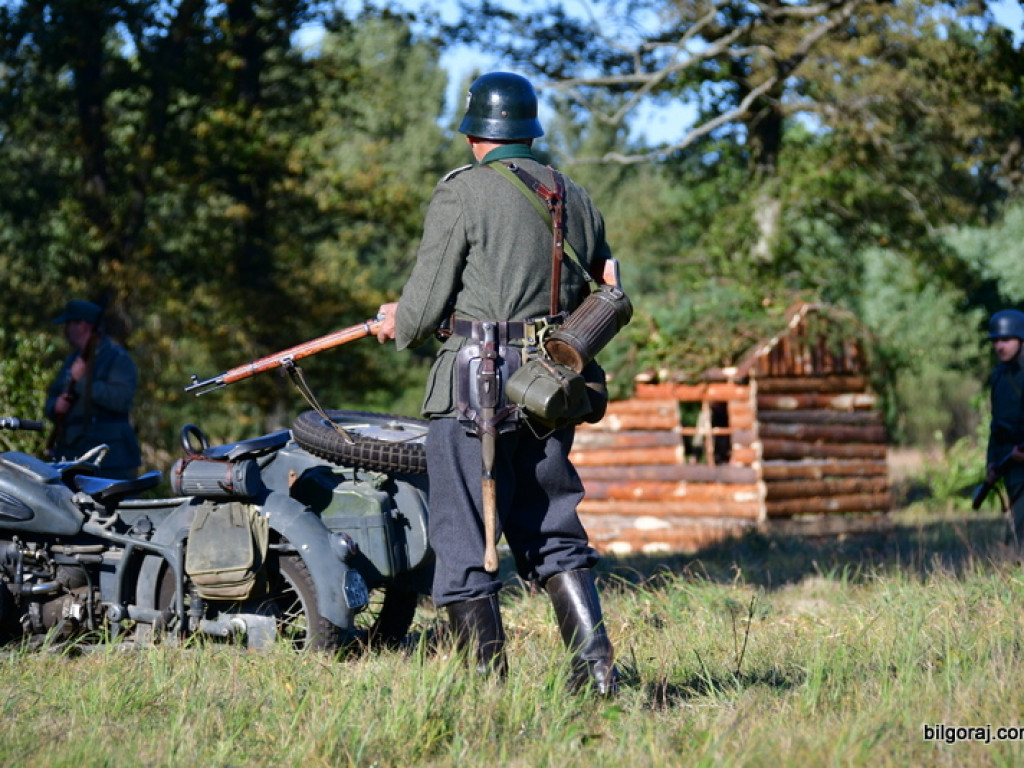 Widowisko w Brodziakach przypomniało historię z czasów II wojny światowej (FOTO)