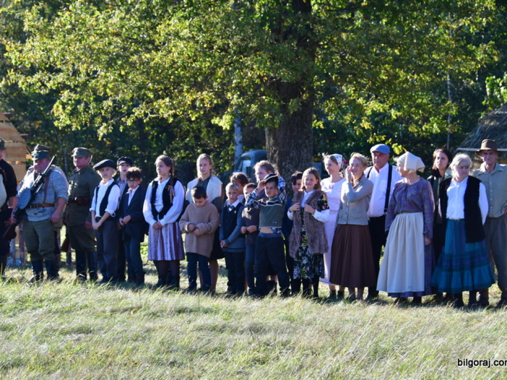 Widowisko w Brodziakach przypomniało historię z czasów II wojny światowej (FOTO)