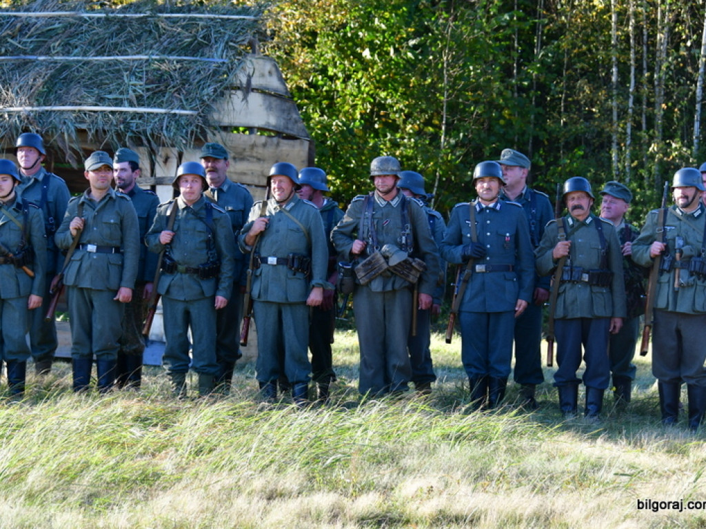 Widowisko w Brodziakach przypomniało historię z czasów II wojny światowej (FOTO)