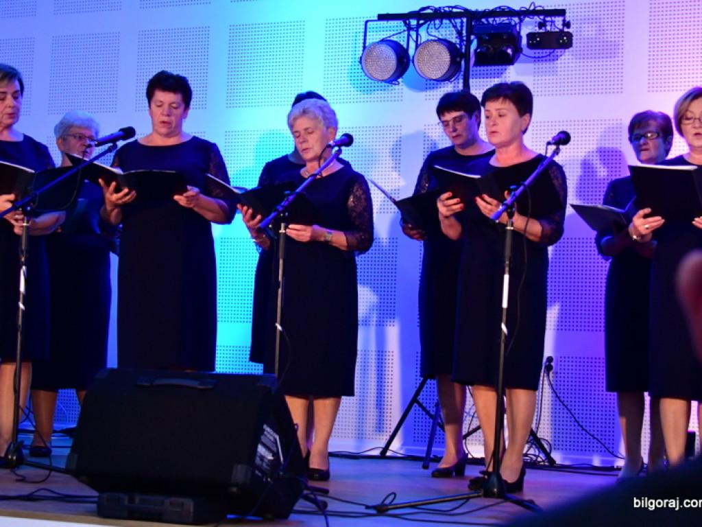 40 lat minęło jak jeden dzień, czyli jubileusz Zespołu Ludowego z Majdanu Nowego (FOTO)