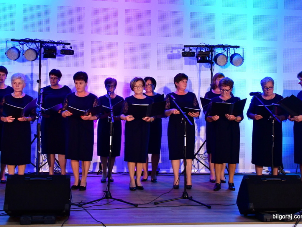 40 lat minęło jak jeden dzień, czyli jubileusz Zespołu Ludowego z Majdanu Nowego (FOTO)