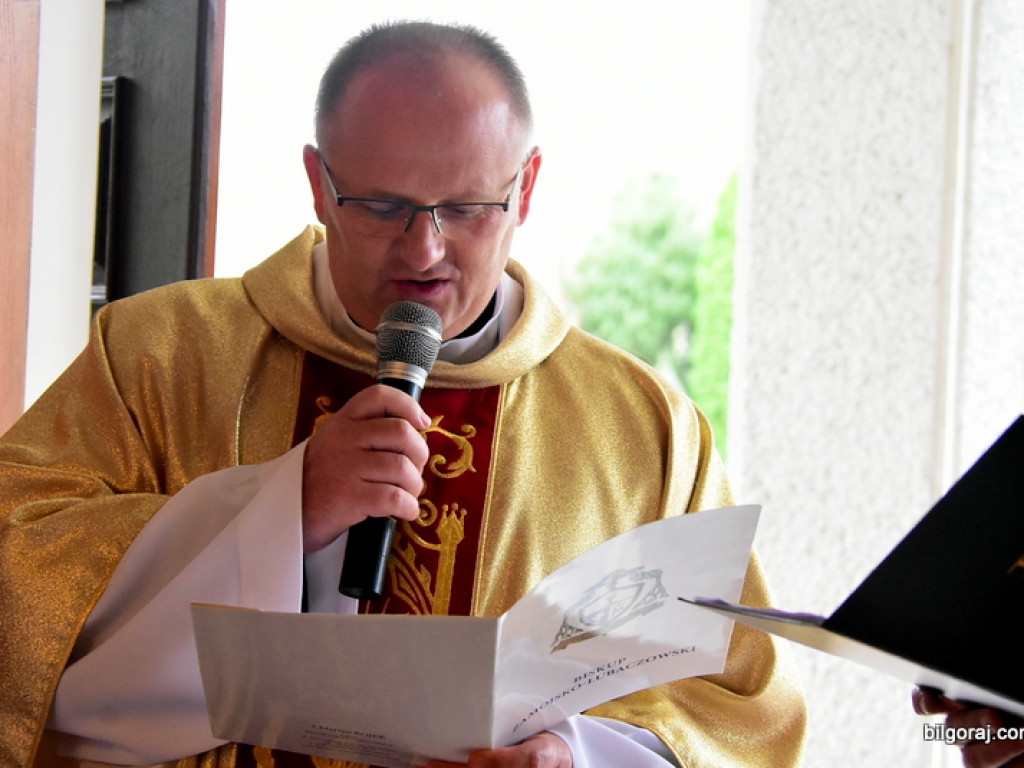 Dąbrowica. Uroczyste wprowadzenie nowego proboszcza (FOTO)