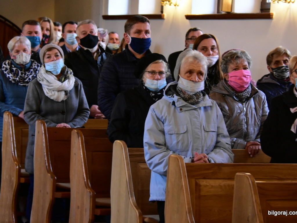 Dąbrowica. Uroczyste wprowadzenie nowego proboszcza (FOTO)