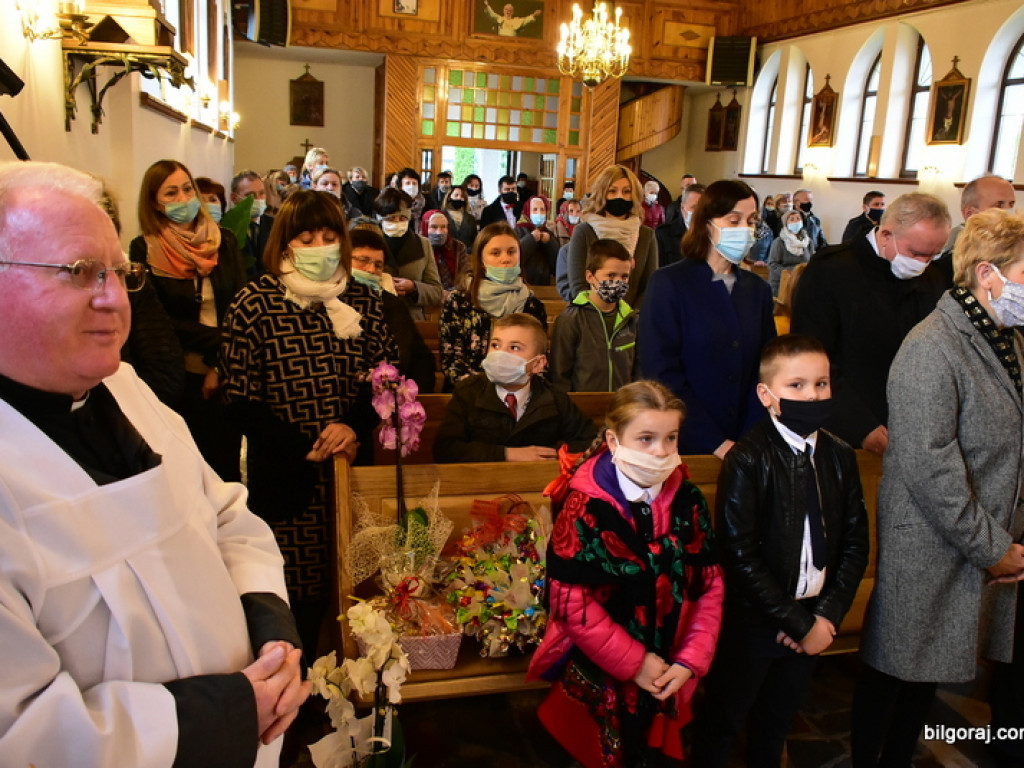 Dąbrowica. Uroczyste wprowadzenie nowego proboszcza (FOTO)