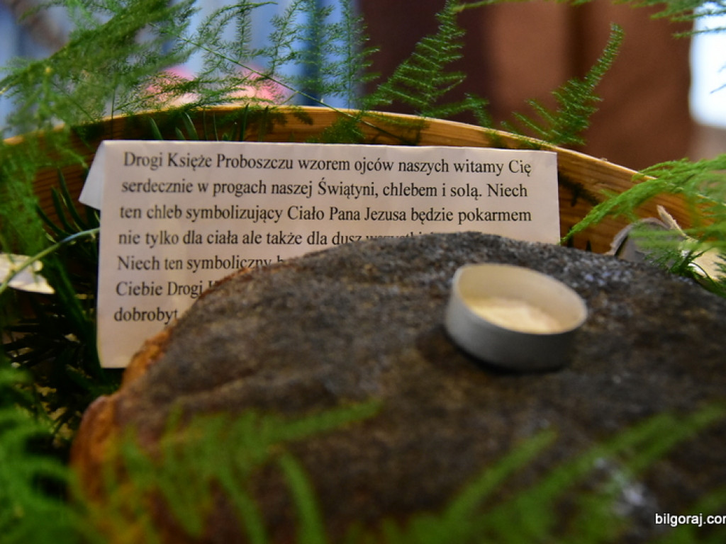 Dąbrowica. Uroczyste wprowadzenie nowego proboszcza (FOTO)