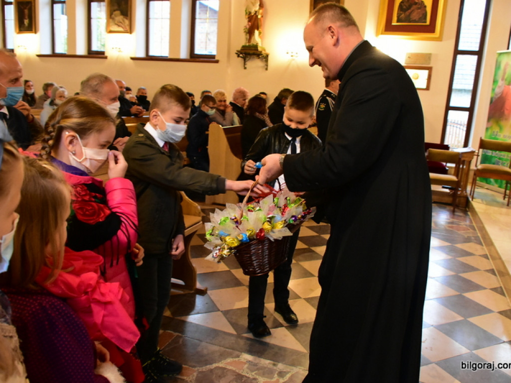 Dąbrowica. Uroczyste wprowadzenie nowego proboszcza (FOTO)