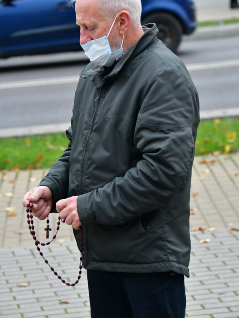 Był protest w kontrze do Strajku Kobiet (FOTO)