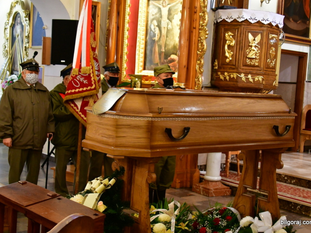 Pożegnali Witolda Dembowskiego, Zasłużonego dla Miasta Biłgoraj (FOTO)
