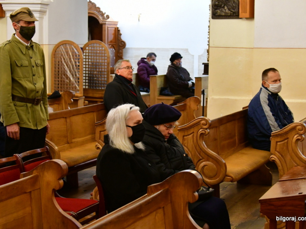 Pożegnali Witolda Dembowskiego, Zasłużonego dla Miasta Biłgoraj (FOTO)