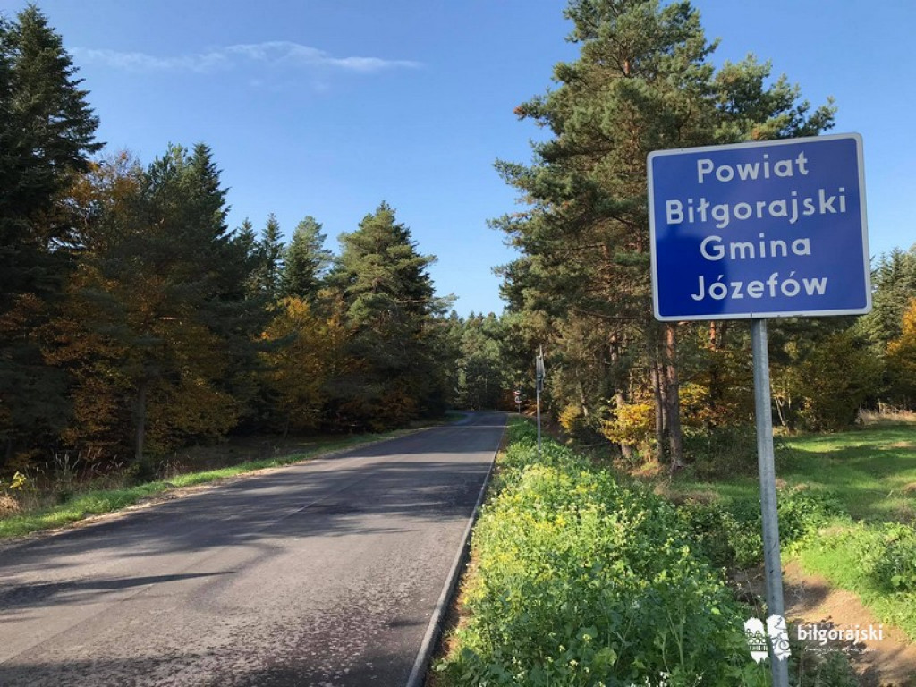 Powiatowe inwestycje drogowe nabierają tempa! (FOTO)