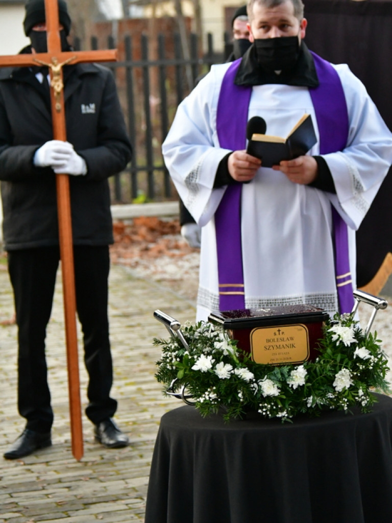 Biłgoraj pożegnał Bolesława Szymanika, społecznika i propagatora historii (FOTO)